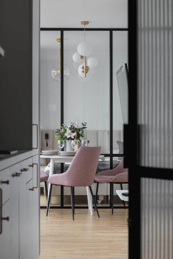 Politechnika Krakowska Apartment By Renters Prestige Exteriör bild